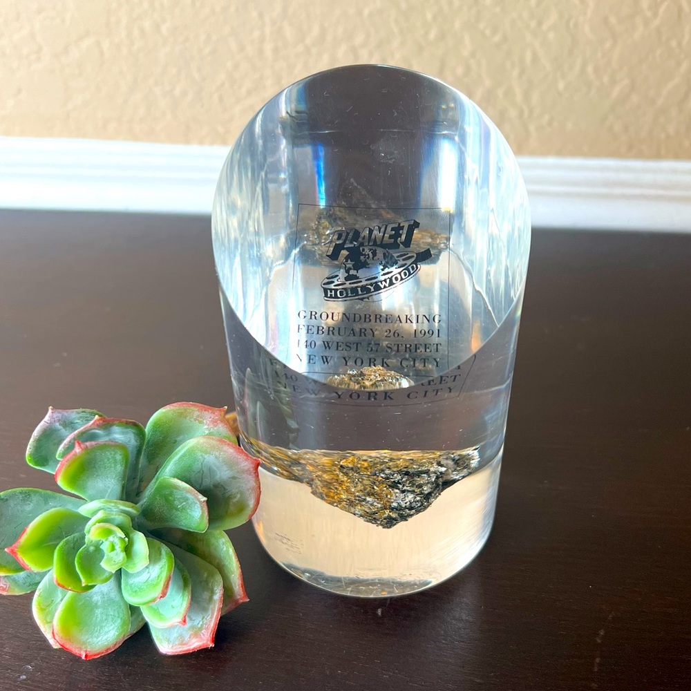 Vintage Planet Hollywood Groundbreaking Lucite Paperweight, Feb 26 1991, NYC